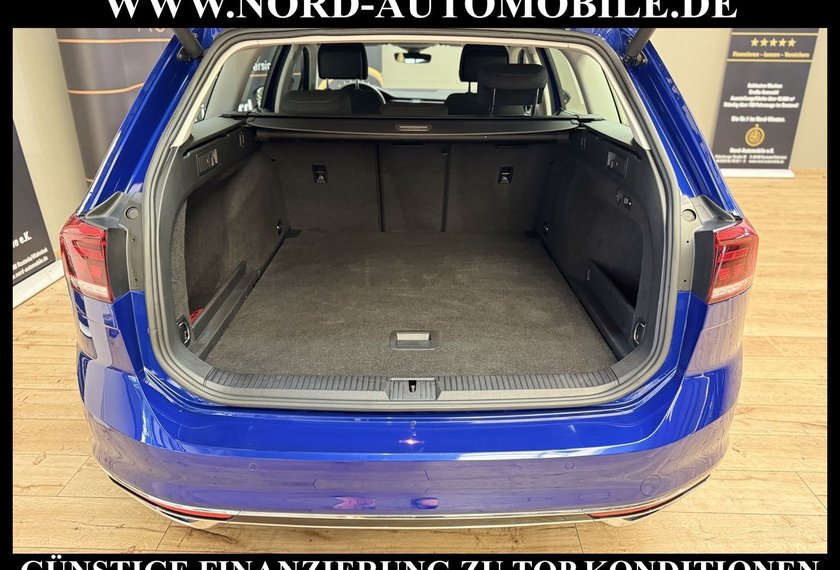 Volkswagen Passat Variant Passat Variant R-Line 2.0 TDI DSG AHK/SIDE&amp;LANE