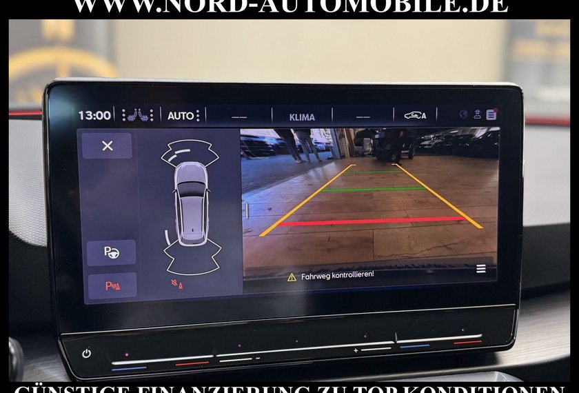 Cupra Leon Leon SP VZ 1.4 TSI e-HYBRID DSG Kamera/19/Navi