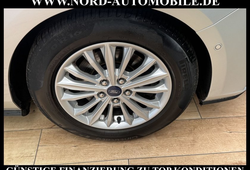 Ford Focus Focus Turnier 1.5 EB Titanium X *AHK*ACC*B&amp;O*HUD