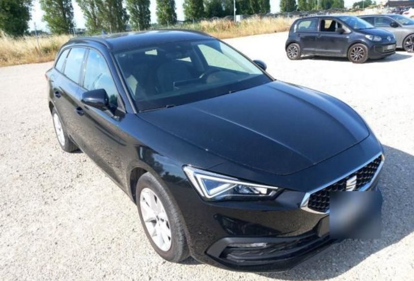 Seat Leon Leon Sportstourer 1.5 eTSI Style DSG Navi/LED/16