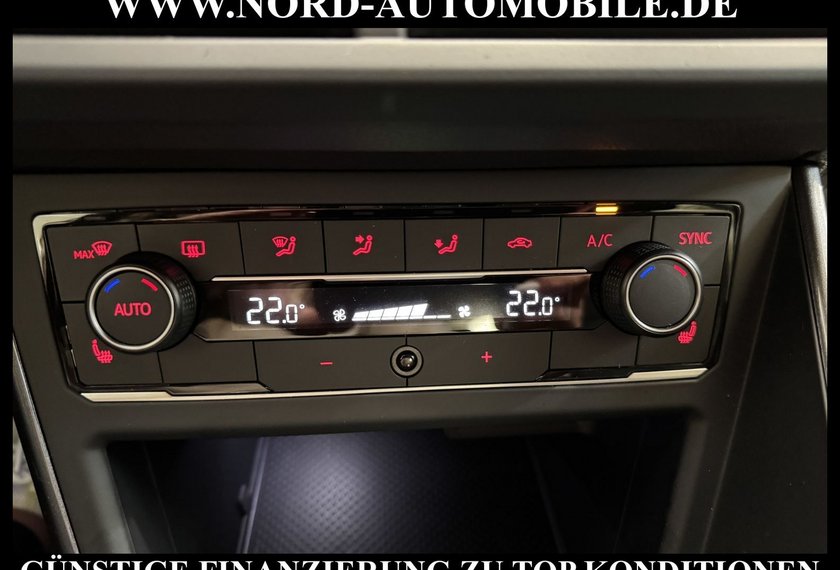 Volkswagen Polo Polo R-Line 1.0 TSI DSG Dig.Cockpit/Navi/LED