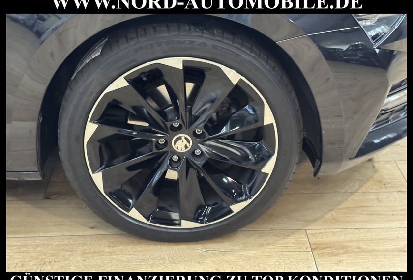 Skoda Superb Superb Combi Sportline 2.0 TDI DSG Navi/LED/19/