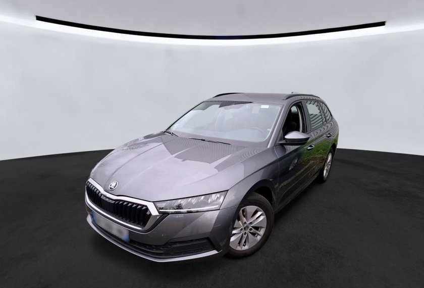 Skoda Octavia Octavia Combi Ambition 1.0TSI e-TEC DSG Kamera