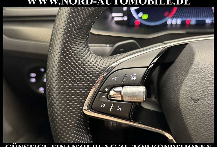 Skoda Superb Superb Combi Sportline 2.0 TDI DSG Virt.Cockpit