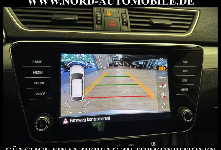 Skoda Superb Superb Combi Ambition 2.0 TDI DSG Kamera/Virt.Co