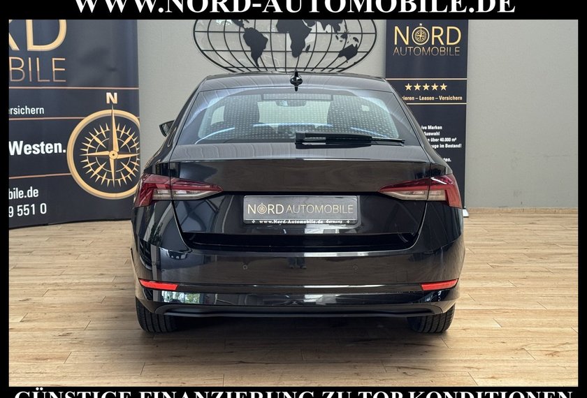 Skoda Octavia Octavia Limousine Style First Edition 2.0 TDI