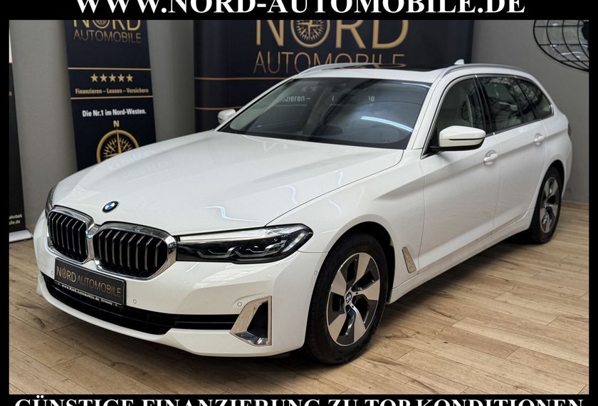 BMW 520 520 d Touring Luxury Line MJ2021*AHK*PANO*LIVECP