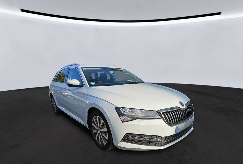 Skoda Superb Superb Combi Style 2.0 TDI DSG Kamera/Navi/LED