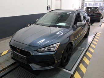 Cupra Leon Leon SP 1.4 TSI e-HYBRID DSG Pano/Kamera/ACC