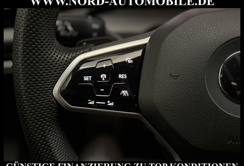 Volkswagen Golf Golf GTI 2.0 TSI DSG Navi/LED/PDC/ACC/