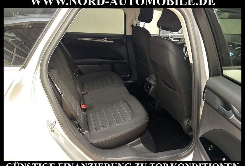 Ford Mondeo Mondeo Turnier Titanium *190PS*AHK*STHZ*LED*