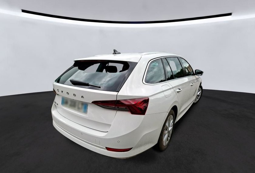 Skoda Octavia Octavia Combi 2.0 TDI DSG Style Kamera*LED*Navi