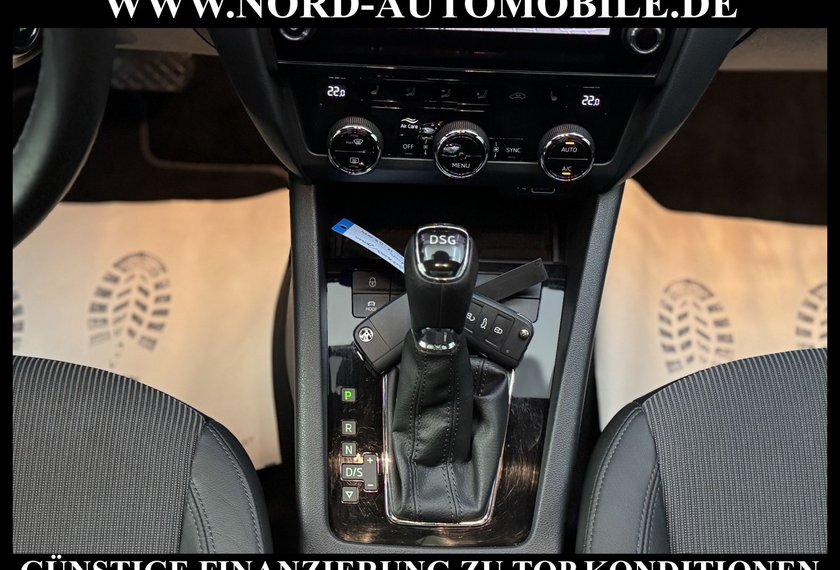 Skoda Octavia Octavia Combi Style 2.0 TDI DSG Pano/Navi/Lane