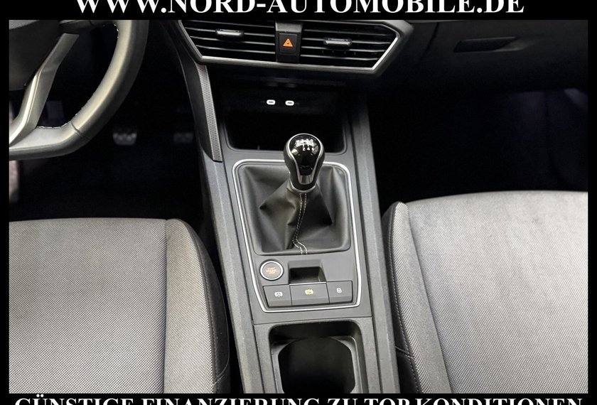 Seat Leon Leon Sportstourer 1.5 TSI Style *LED*CARPLAY*KAM