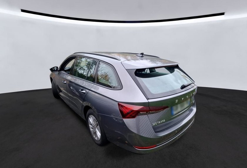 Skoda Octavia Octavia Combi Ambition 1.0TSI e-TEC DSG Kamera