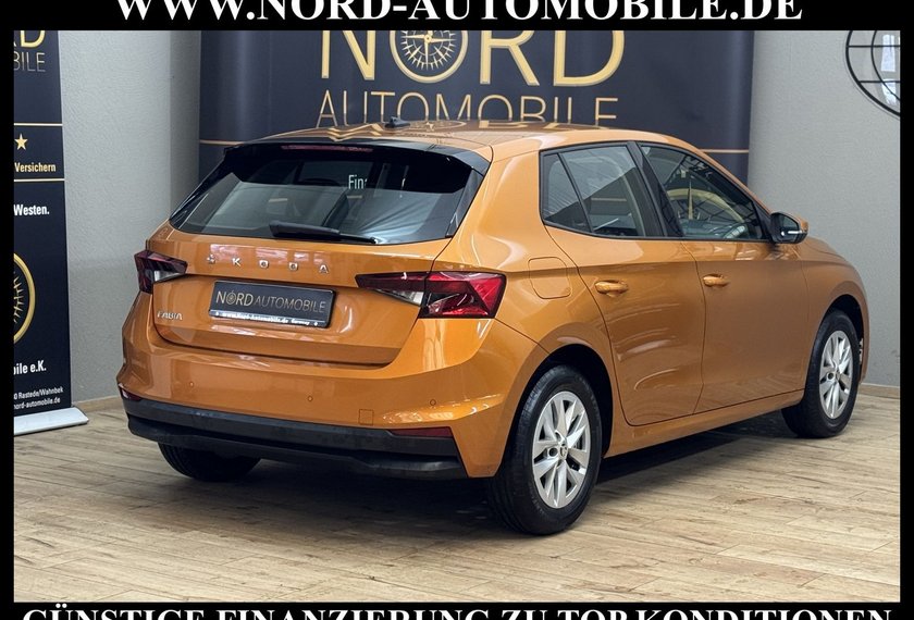 Skoda Fabia Fabia 1.0 MPI Ambition *LED*Navi*SHZ*WinterPak*