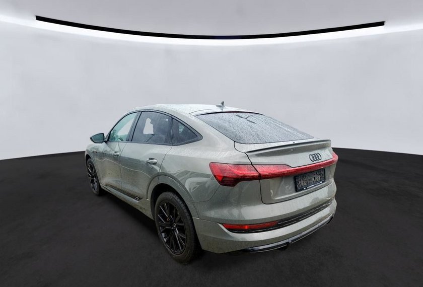 Audi e-tron e-tron 55 Sportback S-Line Black Edition Pano/21