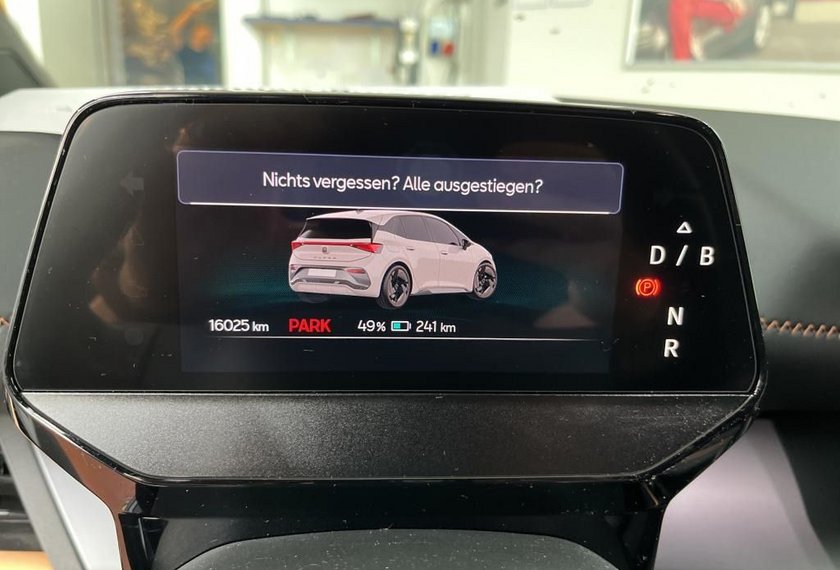Cupra Born Born 170KW Kamera/Navi/LED/ACC/19