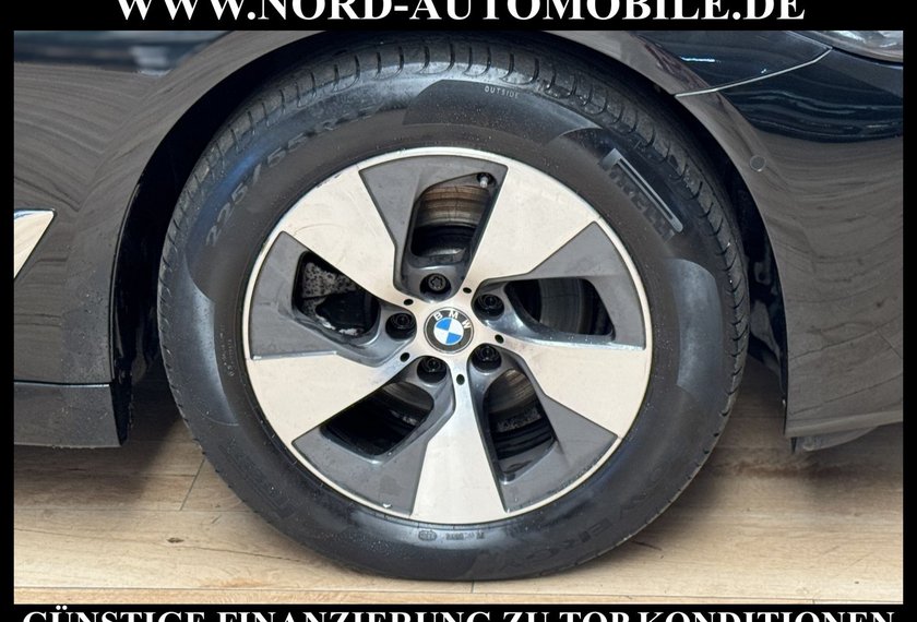 BMW 520 520 d xDrive Touring *AHK*LEDER*LIVECP*LED*SHZ*