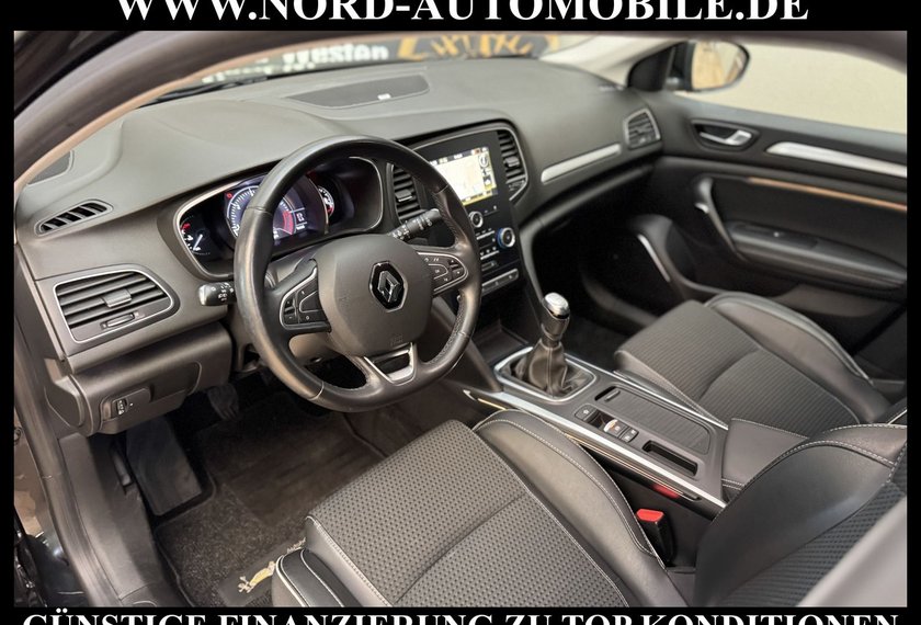 Renault Megane Megane IV Lim. BLUE dCI 115 BOSE EDITION*18ZOLL*