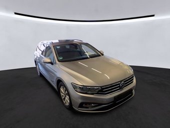 Volkswagen Passat Variant Passat Variant Conceptline 2.0 TDI DSG AHK/Kamer