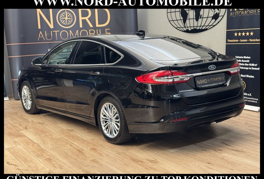 Ford Mondeo Mondeo Lim. 2.0 EB Titanium *AHK*ACC*LEDER*STHZ*