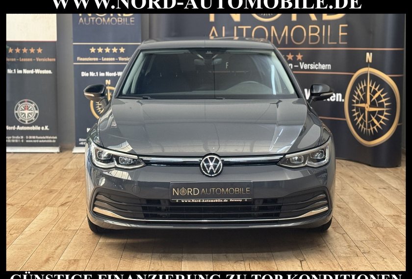 Volkswagen Golf Golf VIII 1.5 TSI Active Kamera/ACC/Navi/LED/17
