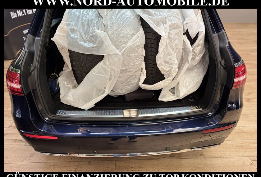 Mercedes-Benz E 220 E 220 d T 4Matic AMG LINE*AIRMATIC*PANO*UPE:93
