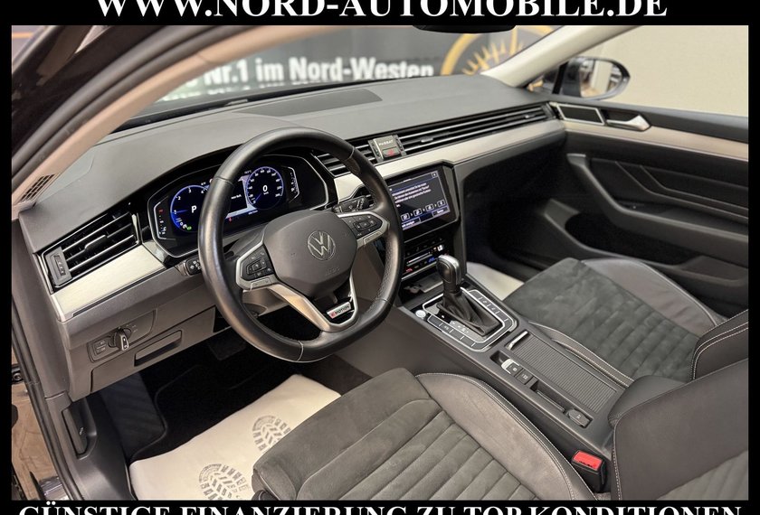 Volkswagen Passat Variant Passat Variant Elegance 4MOT 2.0 TDI Pano/AHK/17