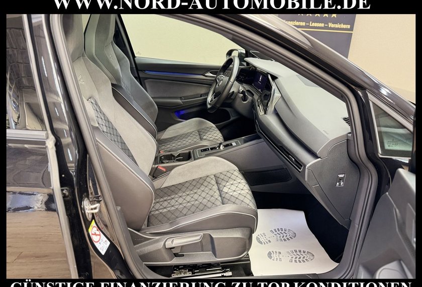 Volkswagen Golf Golf VIII Variant 1.5 eTSI DSG R-Line Pano/AHK/