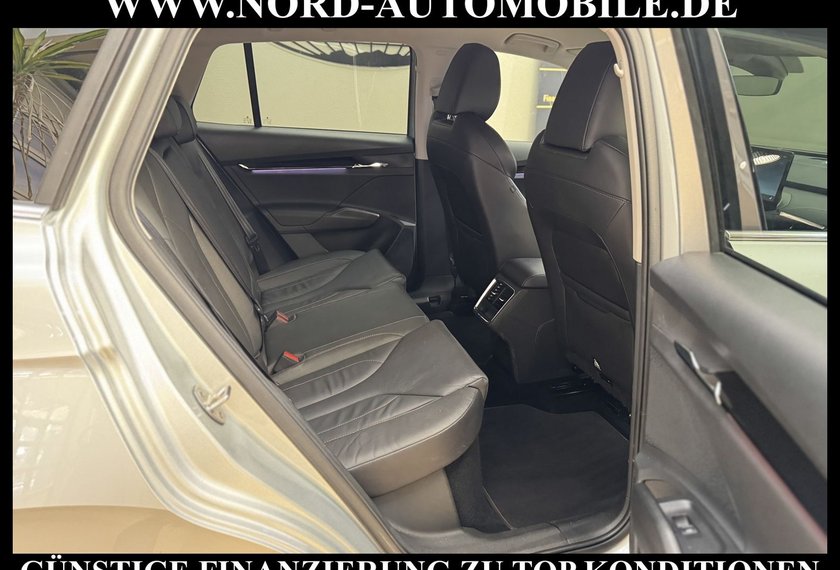 Skoda Enyaq Enyaq iV 80 x Suite Leder/Kamera/Side&amp;Lane/