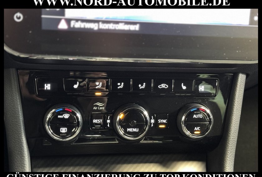 Skoda Superb Superb Combi Sportline 2.0 TDI DSG Navi/LED/19