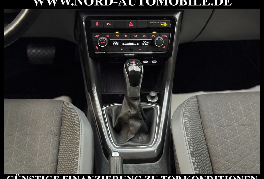 Volkswagen T-Cross T-Cross 1.0 TSI DSG R-Line LED*ACC*18&apos;&apos;*Dig.Cock