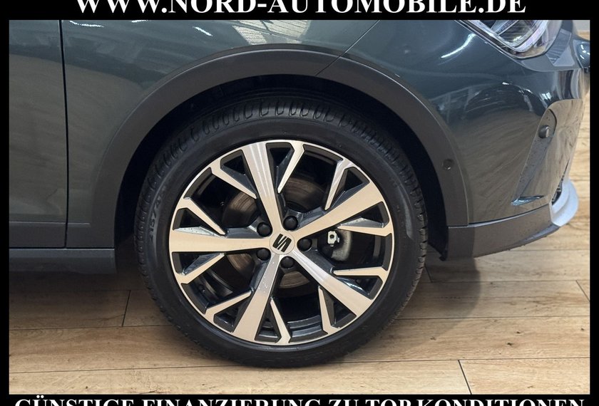 Seat Arona Arona Xperience 1.0 TSI DSG Kamera/18/Navi/LED