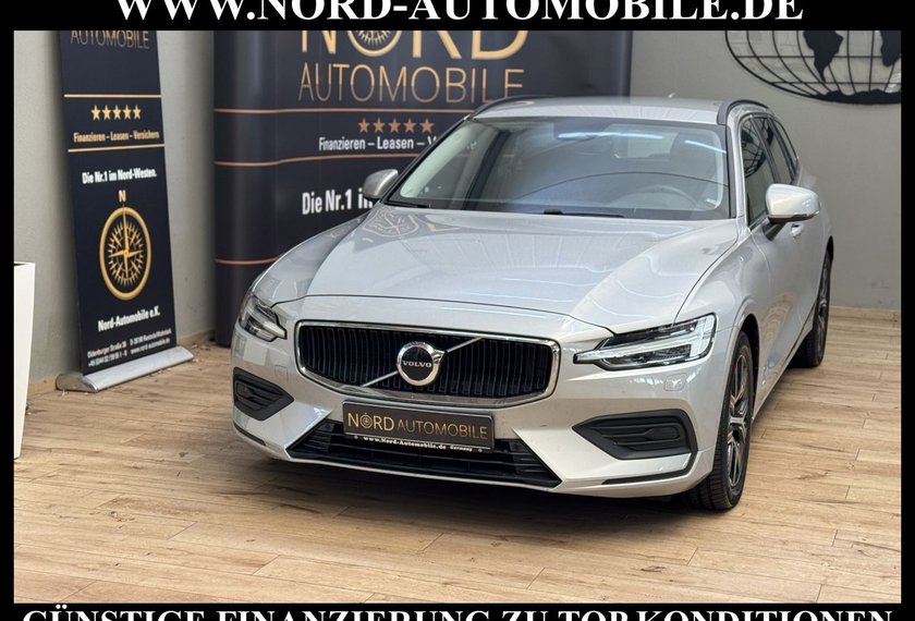 Volvo V60 V60 Kombi B4 Core *AHK*ACC*LED*4xSHZ*UPE:57