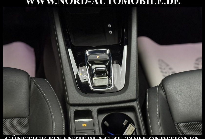 Skoda Octavia Octavia iV Combi Style 1.4 TSI DSG Pano/HeadUp/