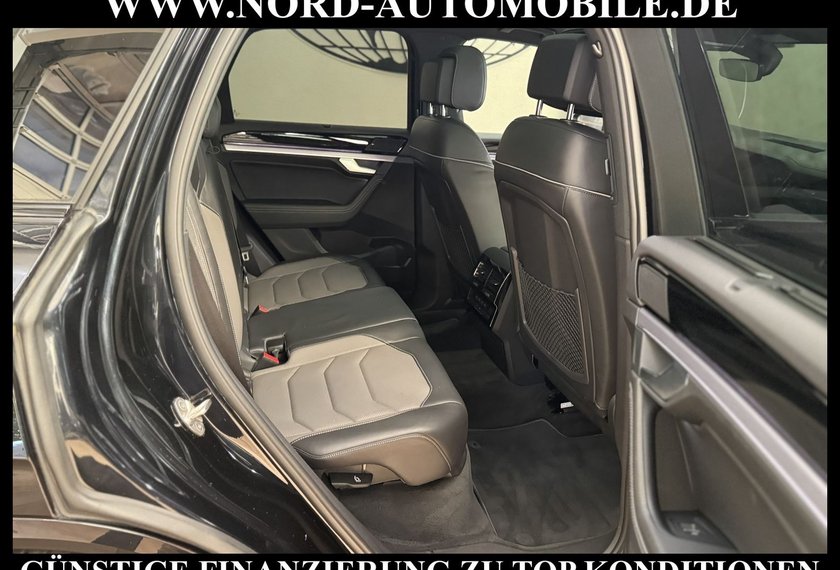 Volkswagen Touareg Touareg R-Line Black Style 4MOT 3.0 TSI Luft/22/