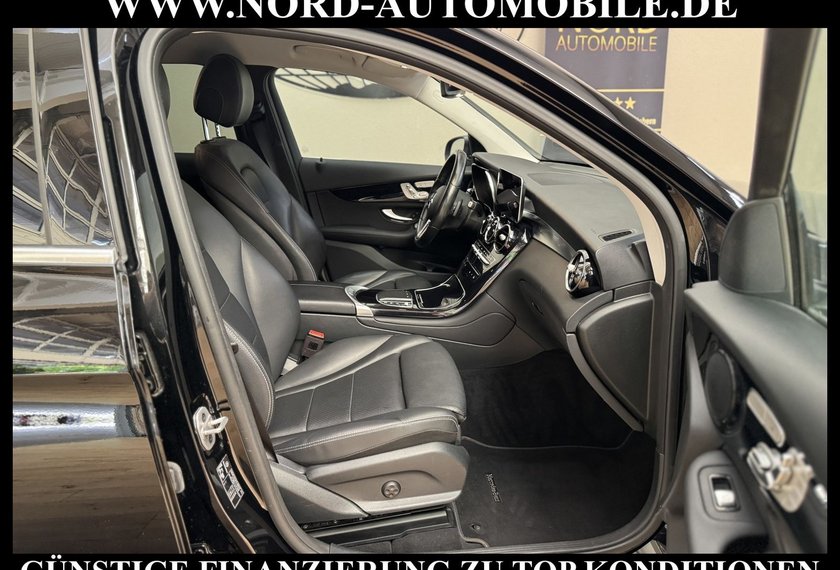 Mercedes-Benz GLC 300 GLC 300 d 4M Distro*AHK*Wide*Memory*Trittbretter
