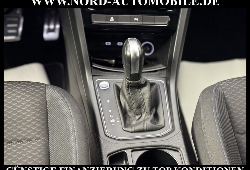 Volkswagen Touran Touran 2.0 TDI DSG United AHK/Dig.Cockpit/LED/17