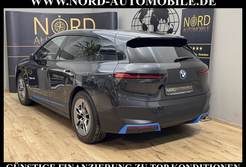 BMW iX iX 40 xDrive *AHK*PANO*360KAM*HARMAN*UPE:94*