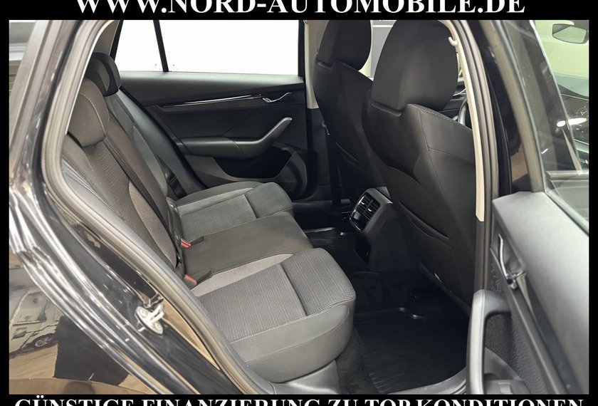 Skoda Octavia Octavia Combi 1.0 TSI Ambition Navi/LED/AHK/