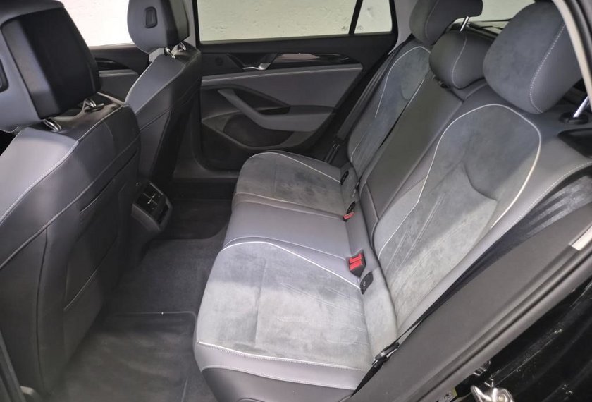 Volkswagen Passat Passat Business 2.0 TDI DSG AreaView/AHK/Navi/