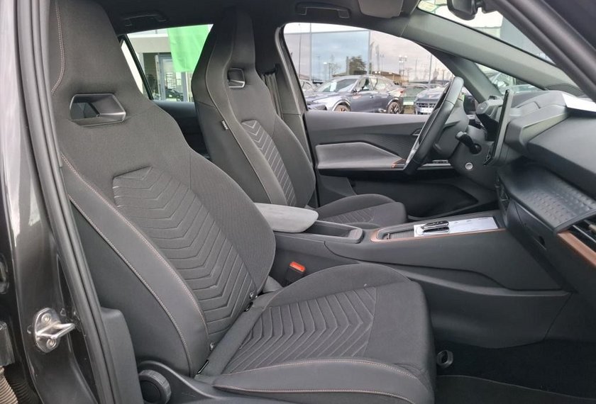 Cupra Born Born 150 KW Kamera/Navi/LED/18/ACC