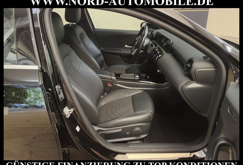 Mercedes-Benz A 250 A 250 e *Distro+*LED*Navi*Kamera*Carplay*17ZOLL*