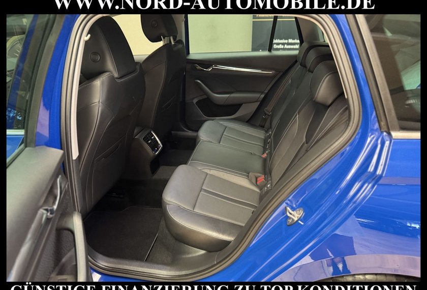 Skoda Octavia Octavia Combi 2.0 TDI DSG Style LEDER*AHK*MATRIX