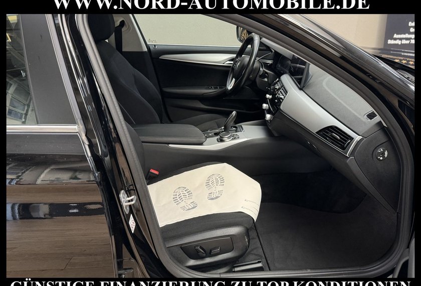 BMW 520 520 d Touring *AHK*ACC*H&amp;K*Pano*ParkAss*LED*