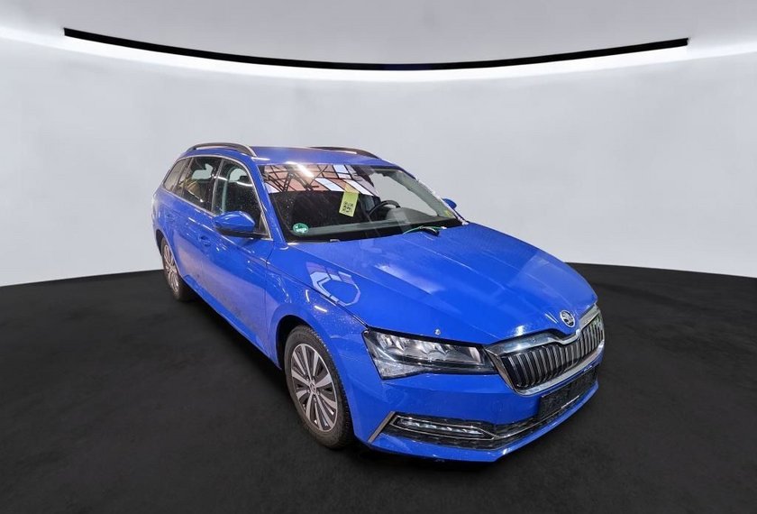 Skoda Superb Superb iV Combi Ambition 1.4 TSI DSG Virt.Cockpi