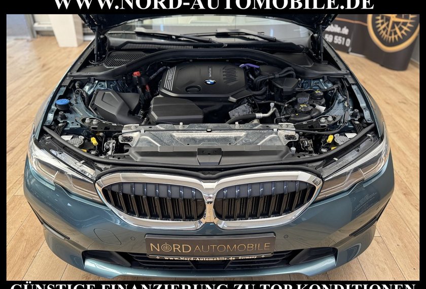 BMW 320 320 d Touring xDrive Advantage *LASER*STHZ*PANO*