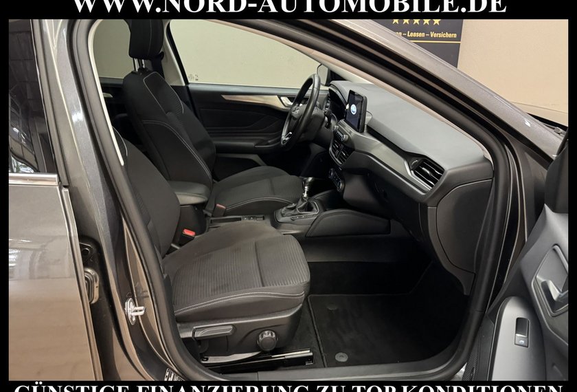 Ford Focus Focus Turnier 2.0 EB Titanium *AHK*ACC*Pano*B&amp;O*