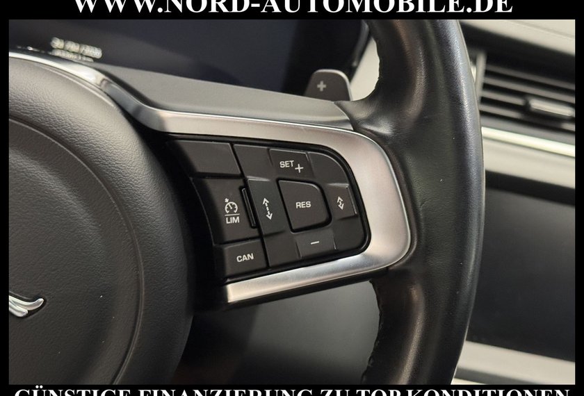 Jaguar E-Pace E-PACE R-Dynamic SE AWD *LEDER*PANO*LED*